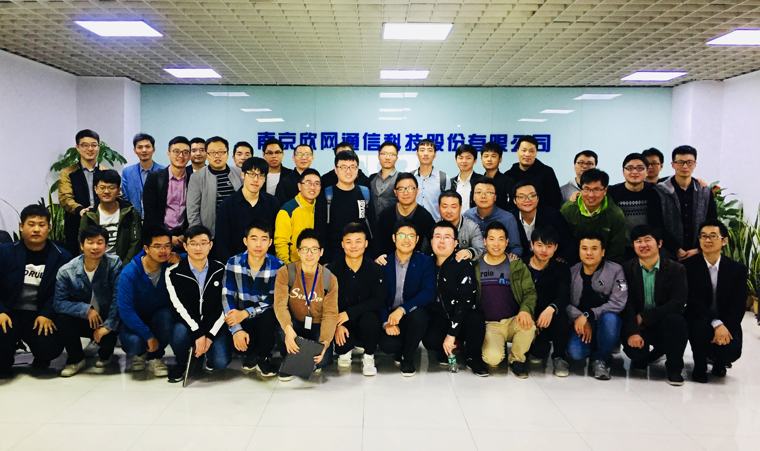 三亿在线登录入口|三亿在线登录入口|欣网通信